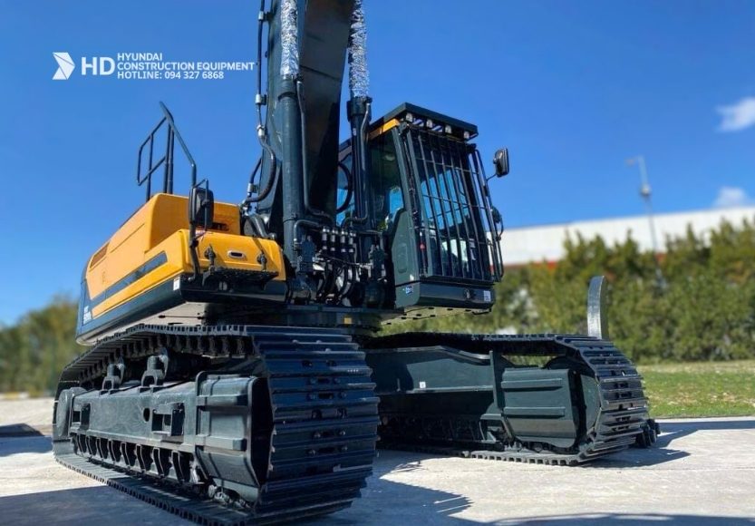 Máy xúc đào bánh xích Hyundai HX500L